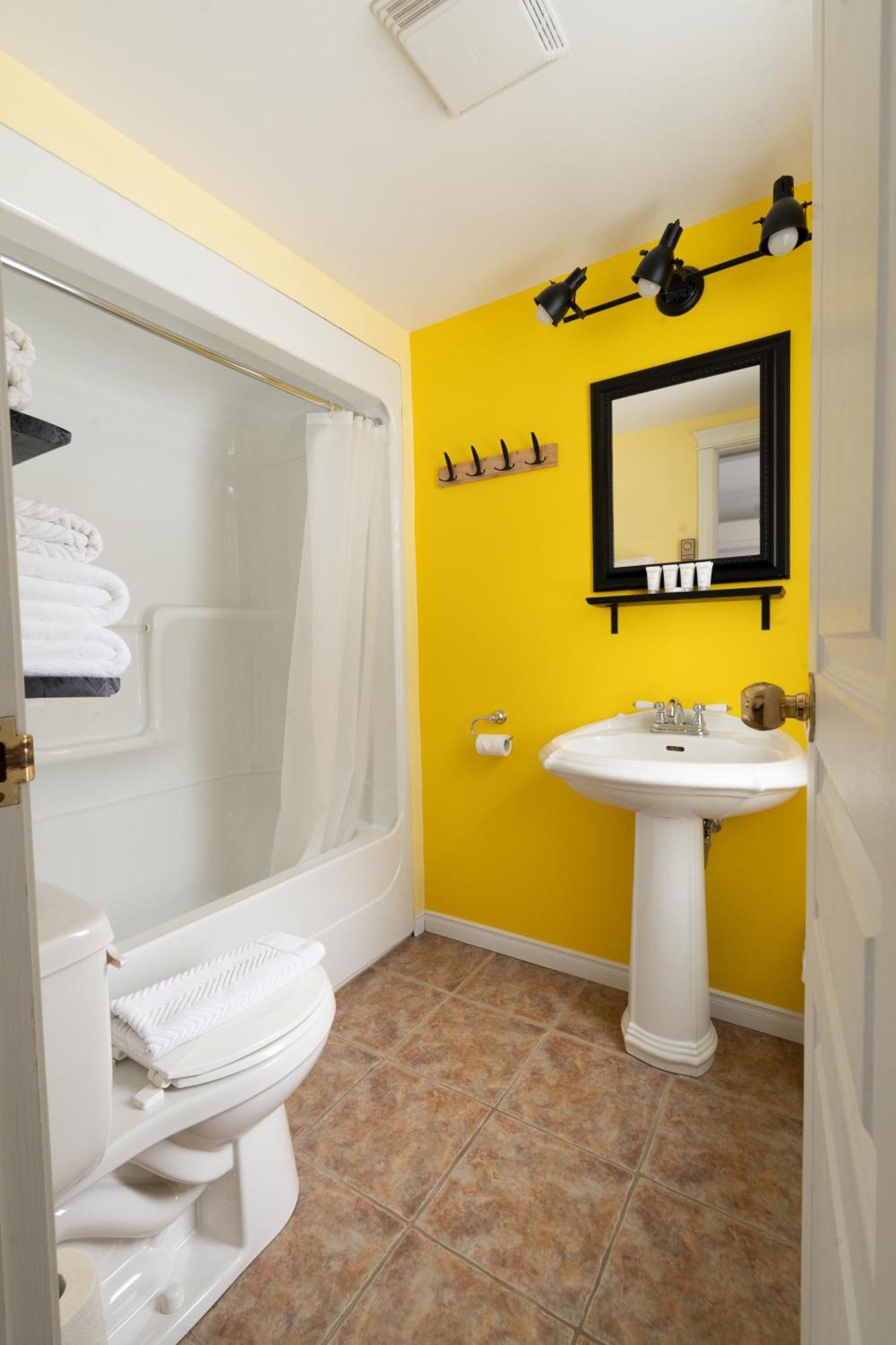 Hotel Les Quatre Bonheurs Амки Екстериор снимка